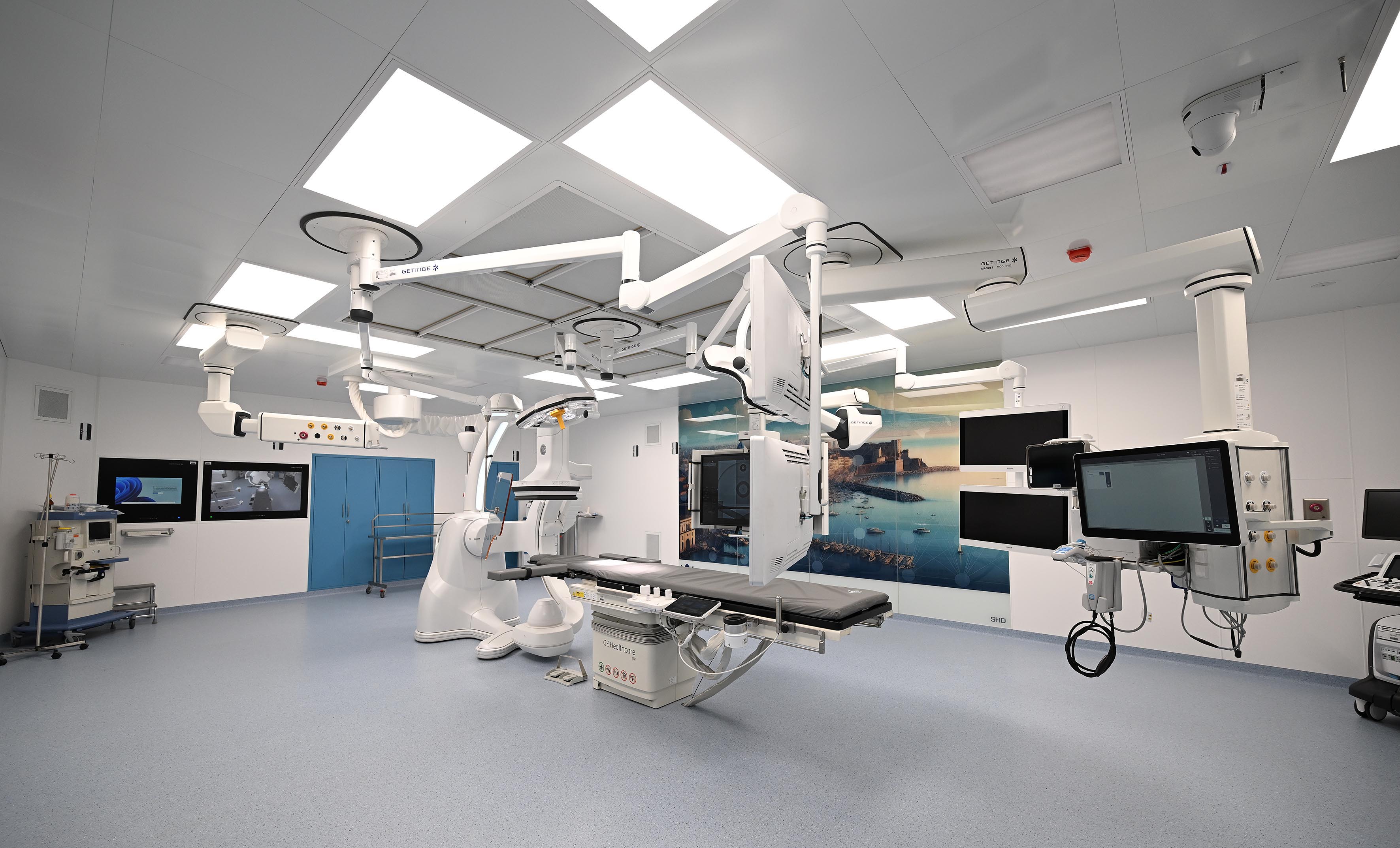 AOU Federico II (Napoli), inaugurazione sala ibrida e visita al cantiere Progetto la Cicogna