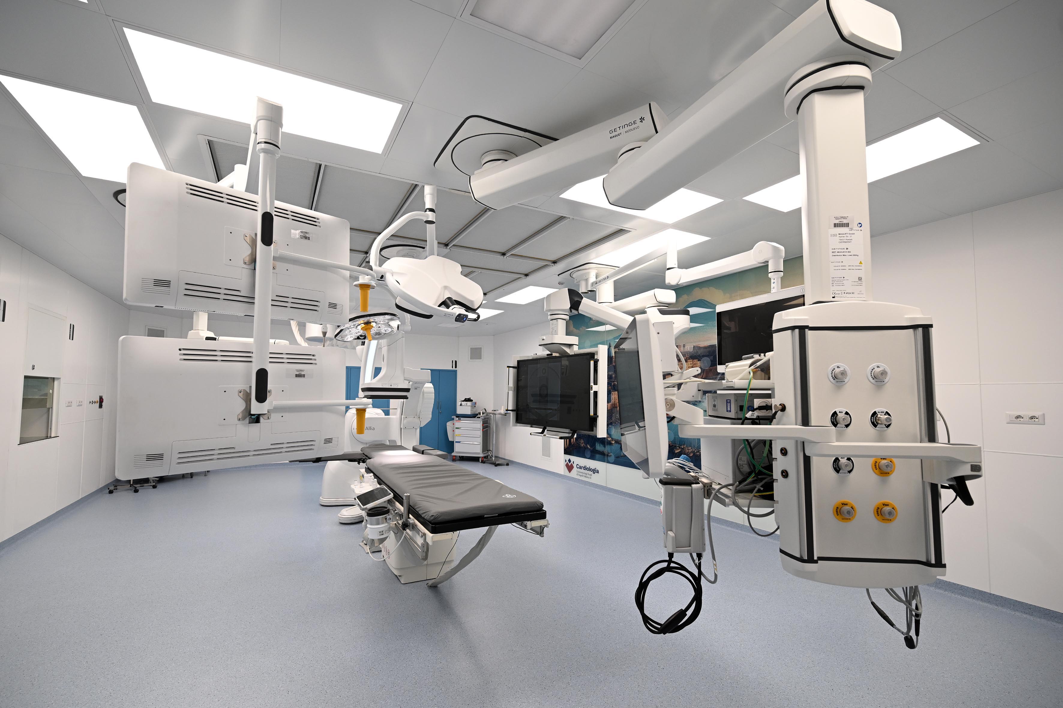 AOU Federico II (Napoli), inaugurazione sala ibrida e visita al cantiere Progetto la Cicogna