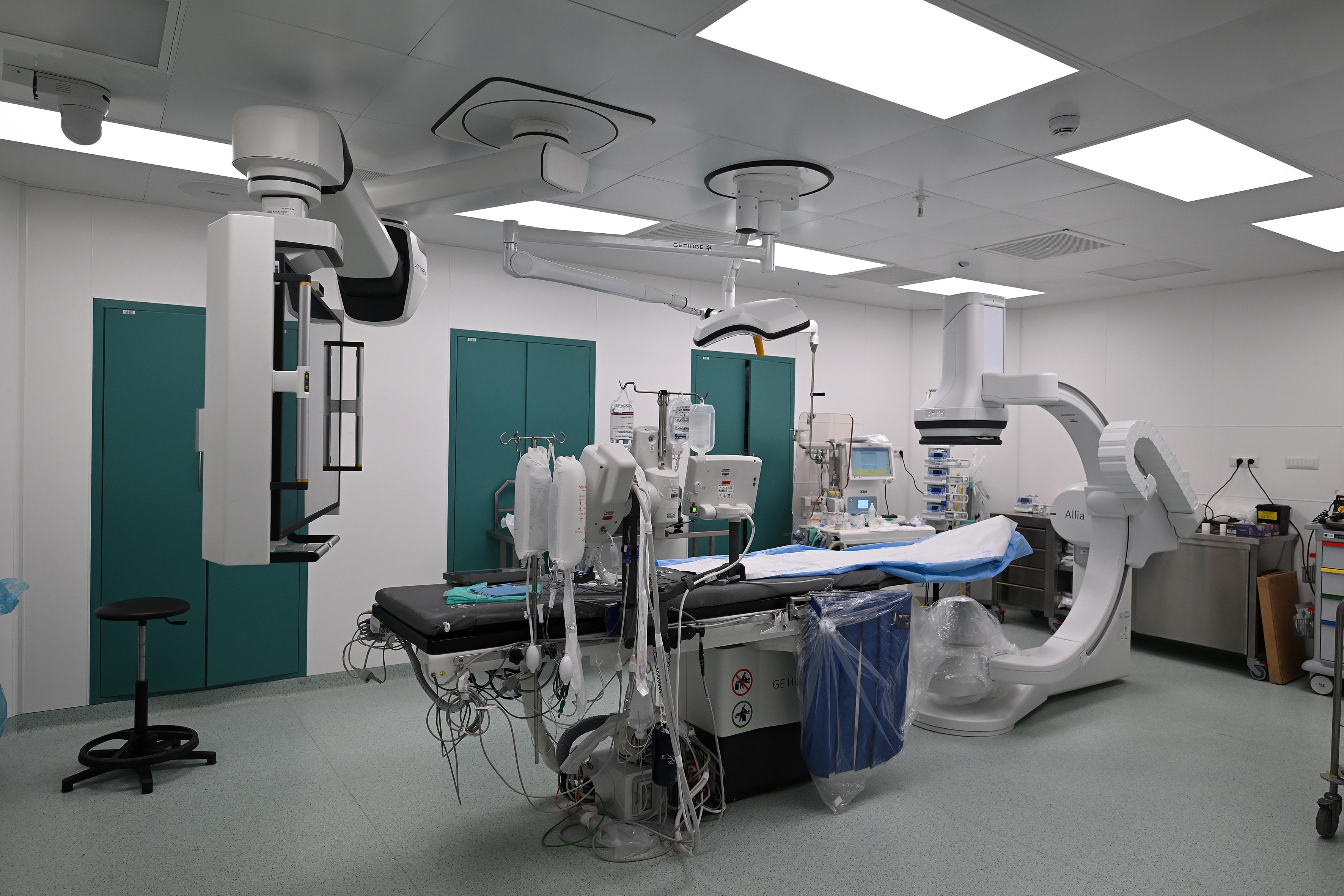 AOU Federico II (Napoli), inaugurazione sala ibrida e visita al cantiere Progetto la Cicogna