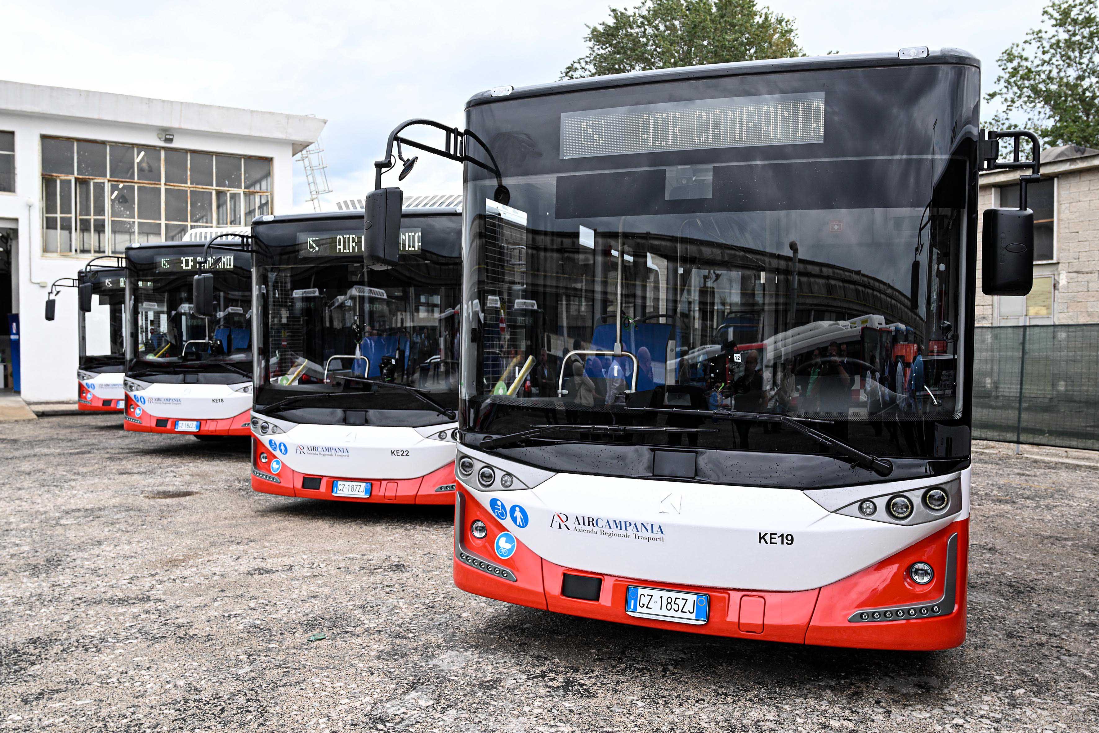de_luca-autobus_air_caserta