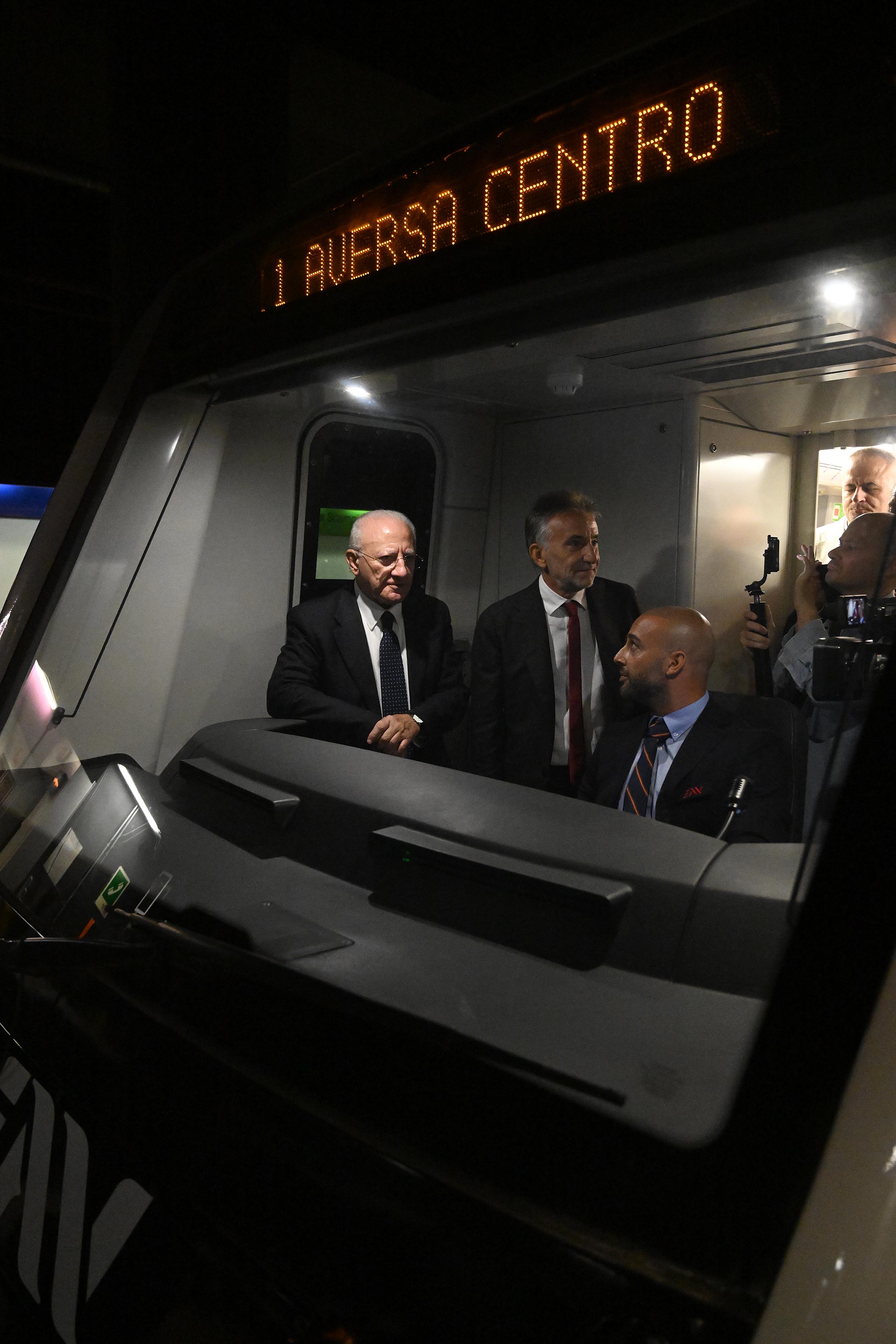 Presentazione del nuovo treno per la tratta Eav Aversa-Piscinola Scampia