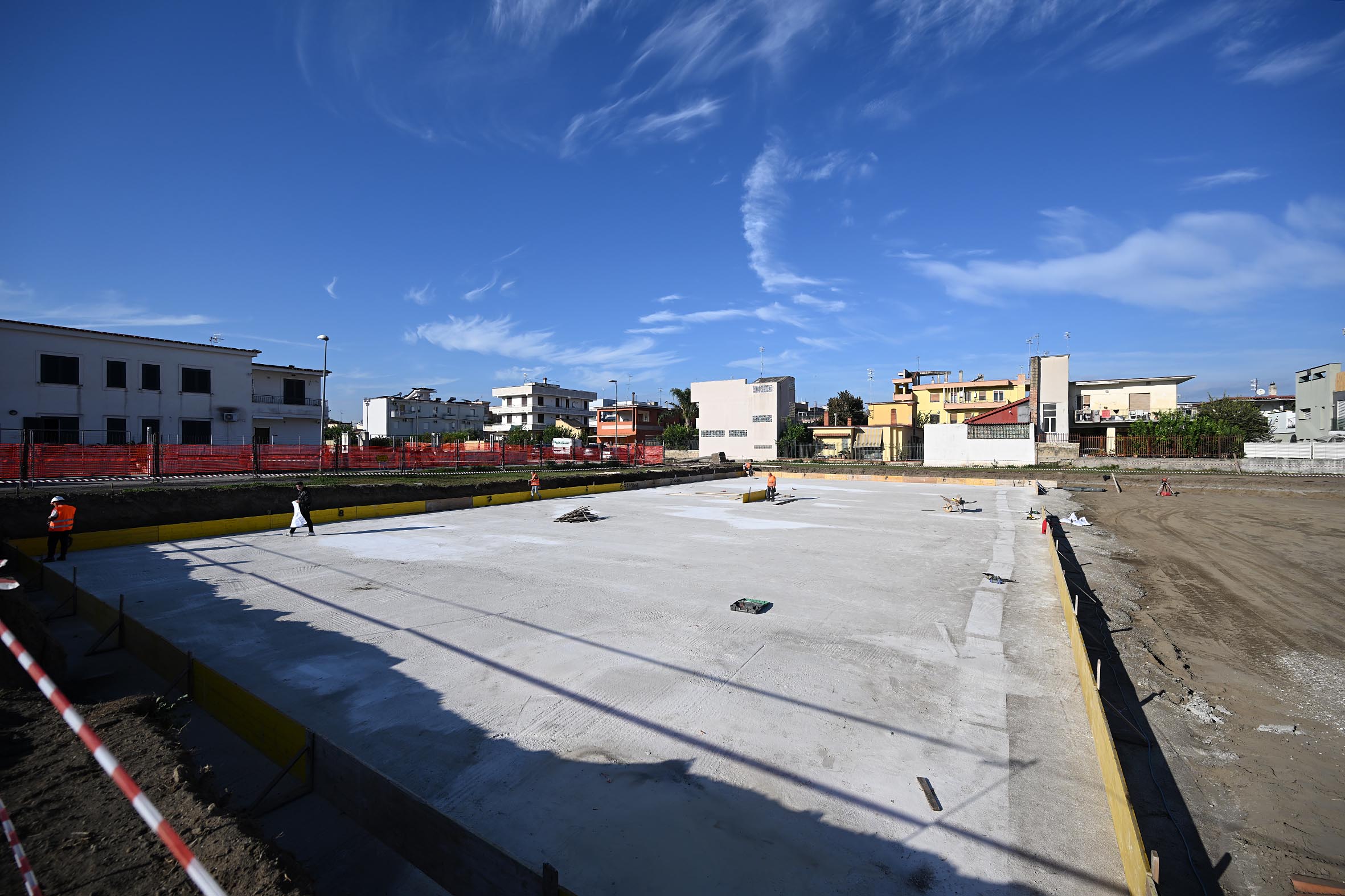 de_luca-cantiere_casa_comunit_pomigliano