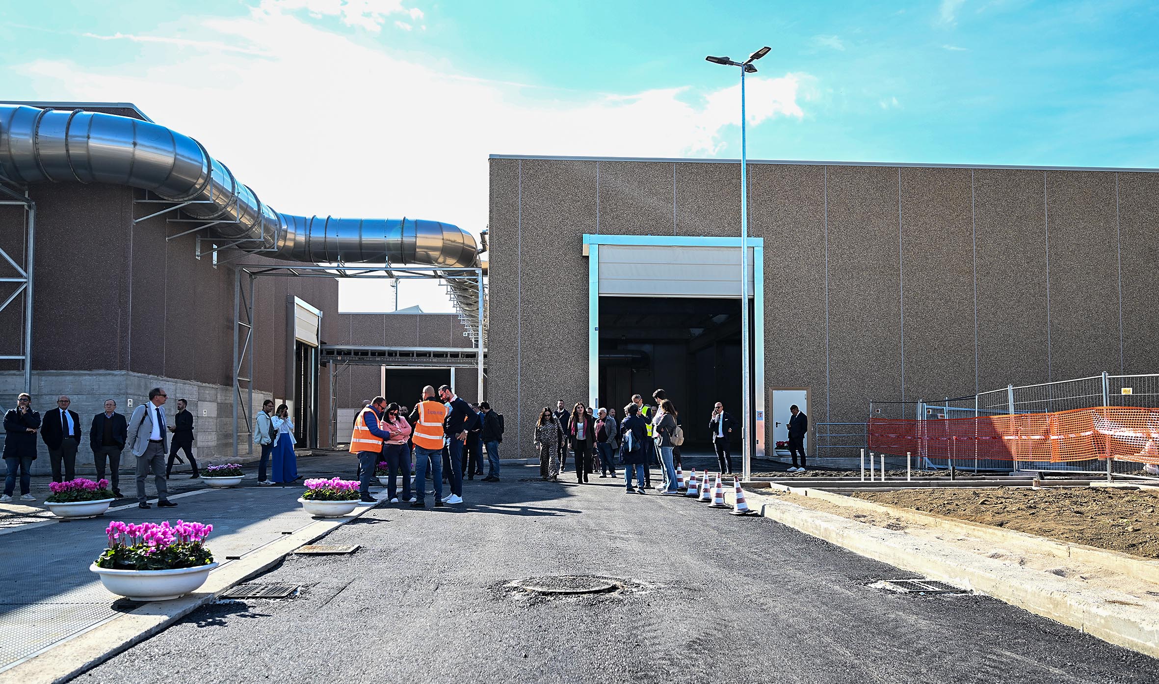 de_luca-impianto_compostaggio_pomigliano