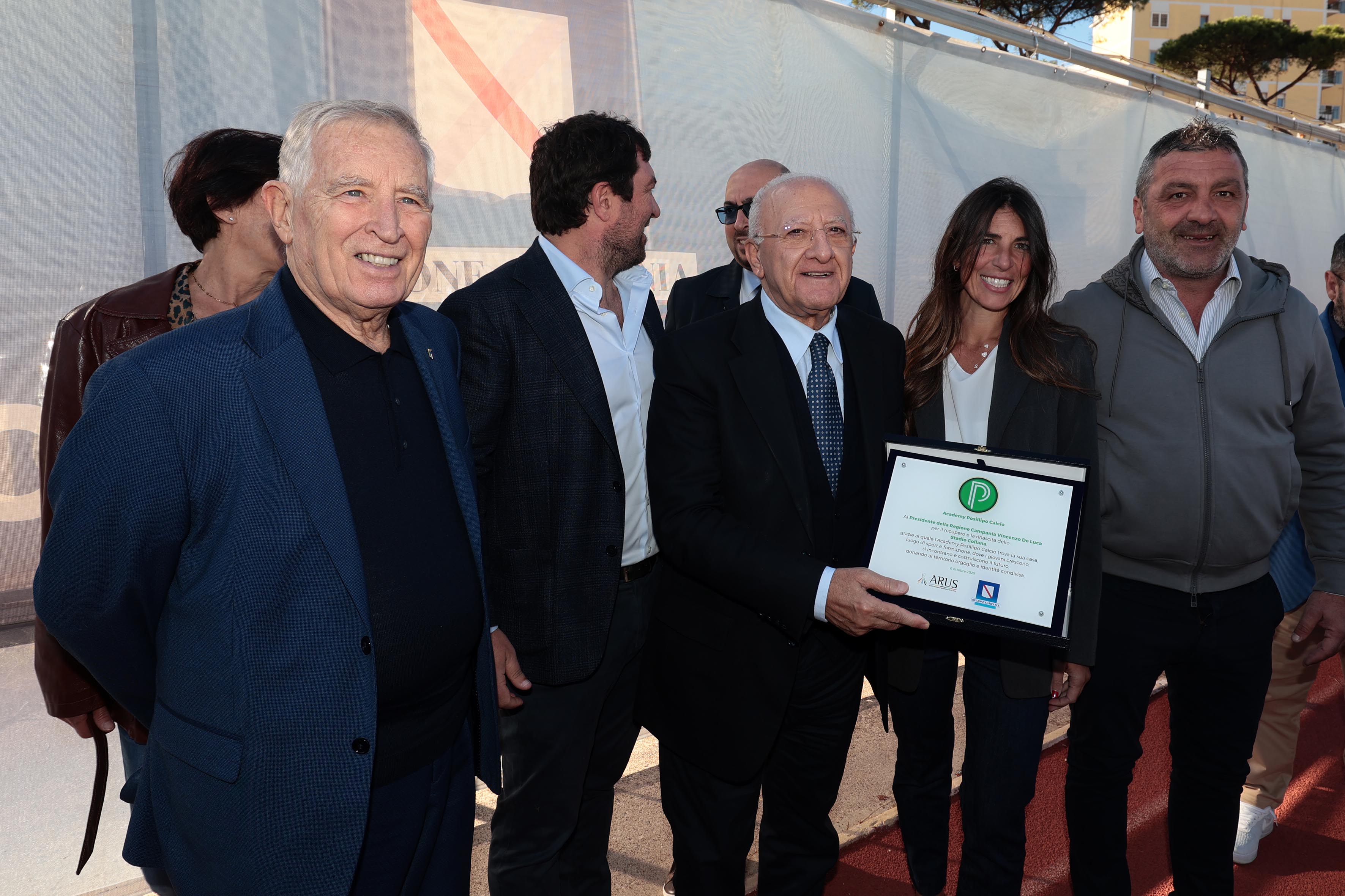 de_luca-visita_stadio_collana