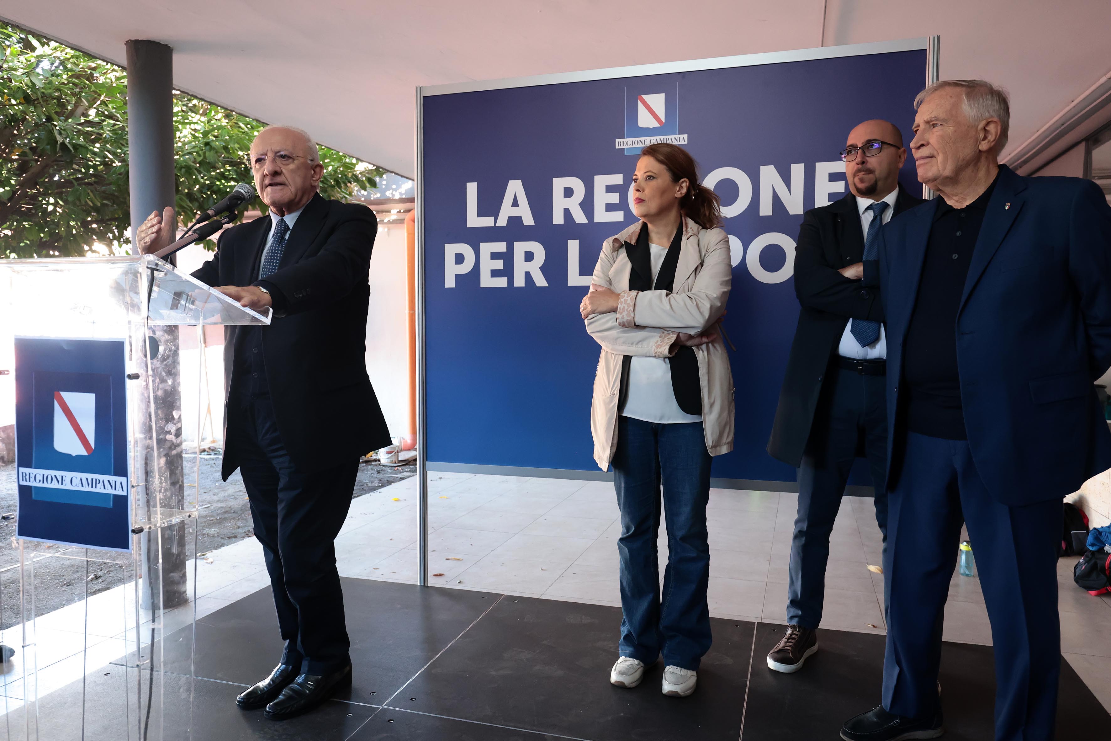de_luca-visita_stadio_collana