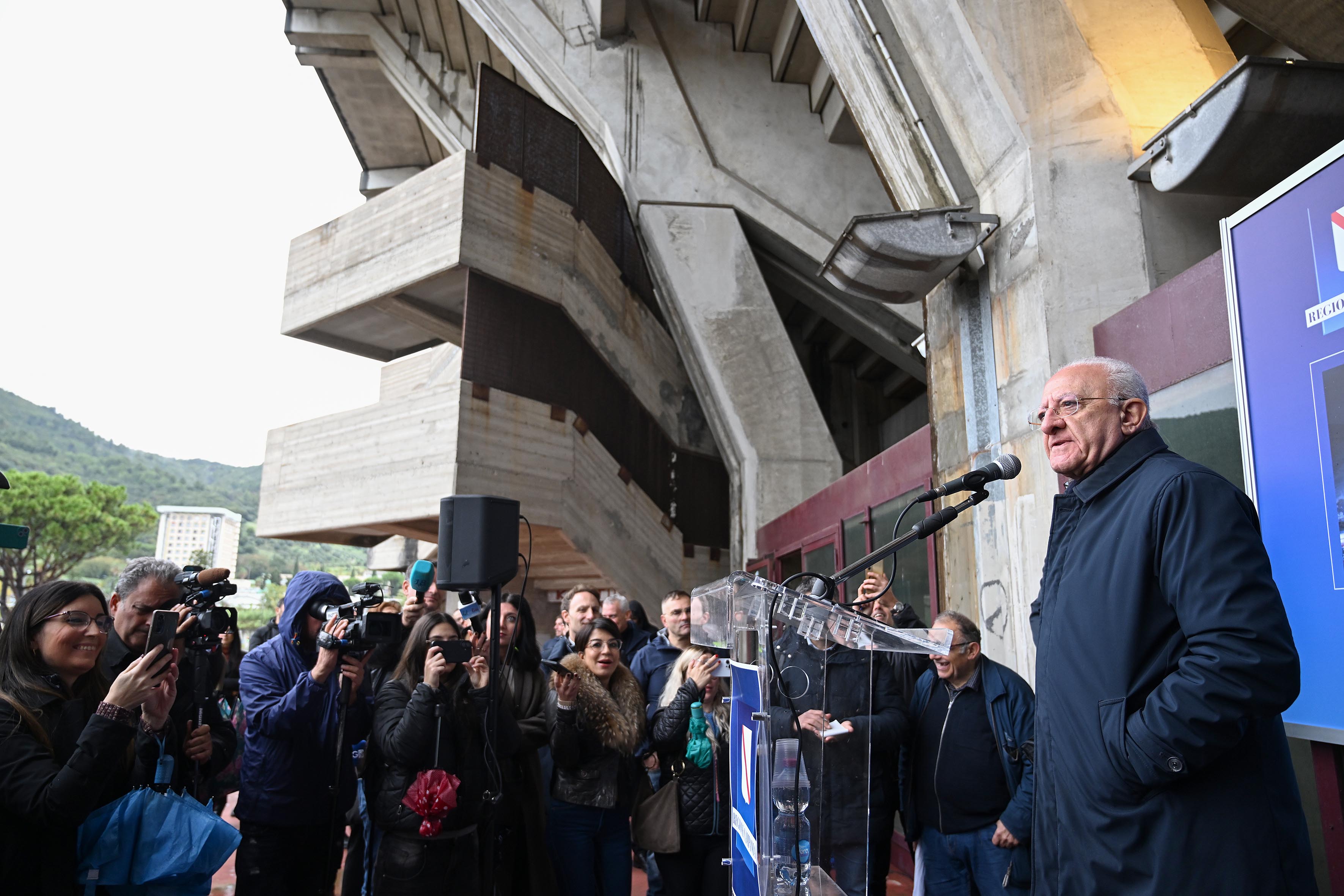 21/11/2025 - Avvio demolizioni per il rifacimento dello stadio Arechi