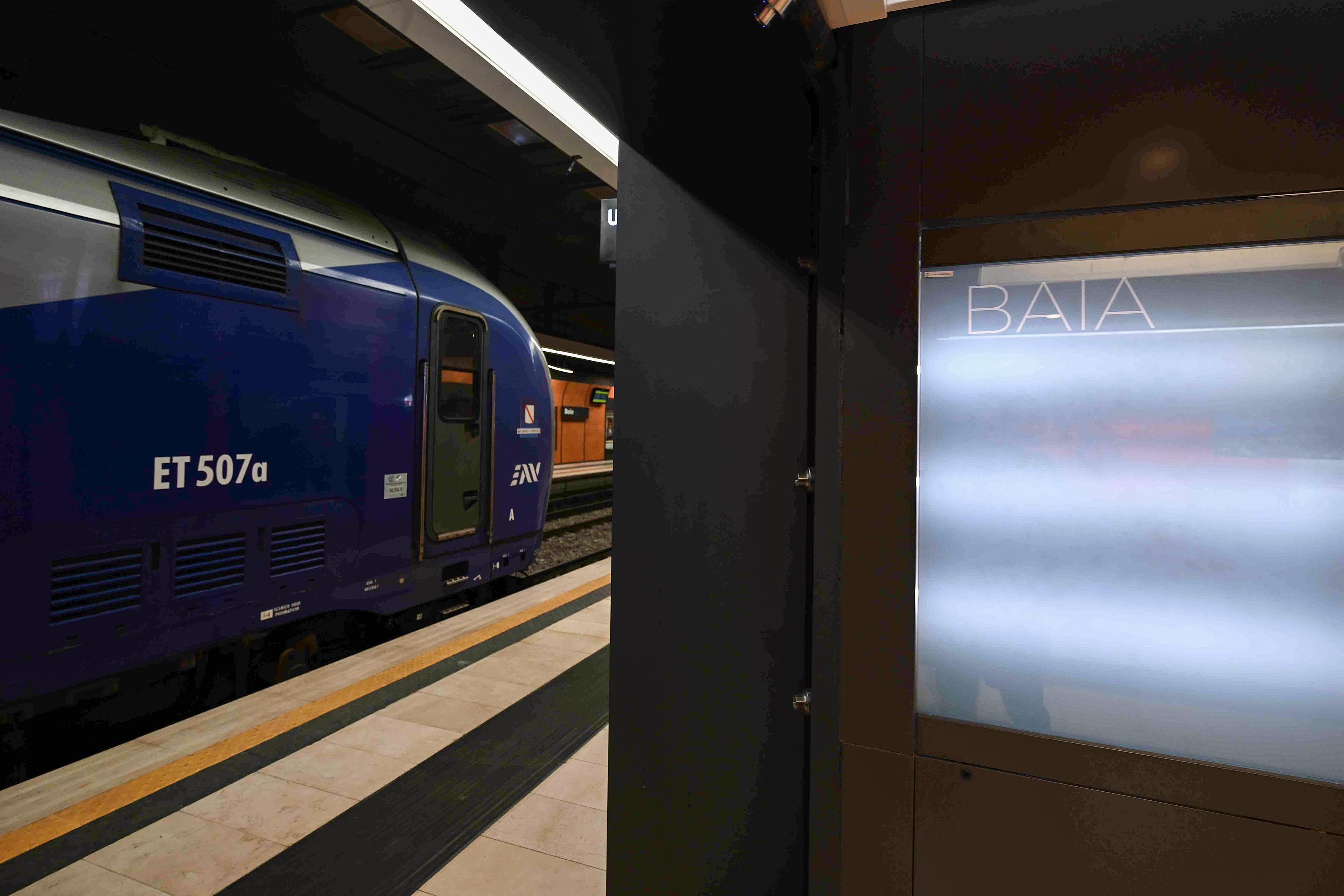 Inaugurazione della nuova stazione di Baia