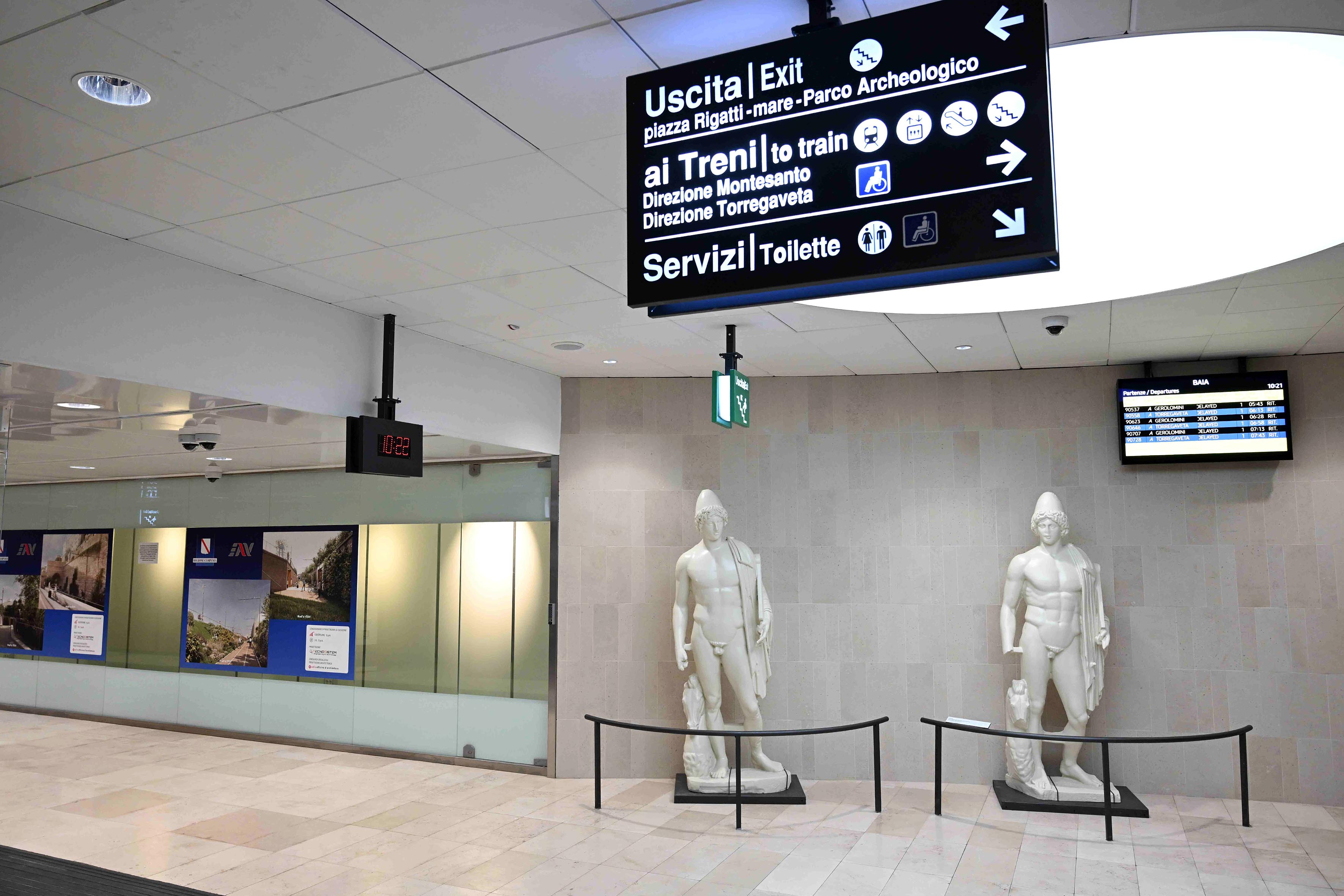 Inaugurazione della nuova stazione di Baia