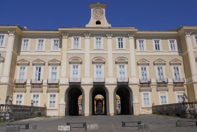 reggia di portici
